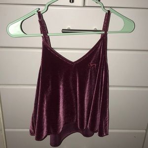 maroon tank top